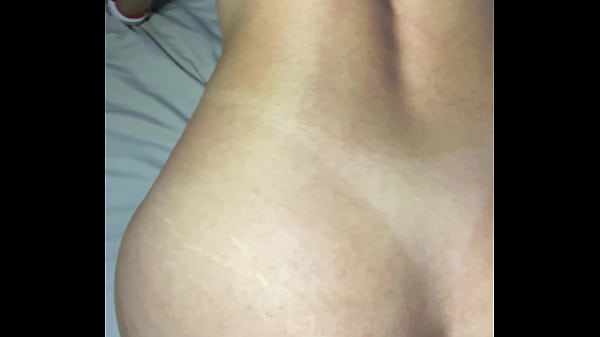 Cuzinho apertado mais a ninfeta liberou mesmo assim