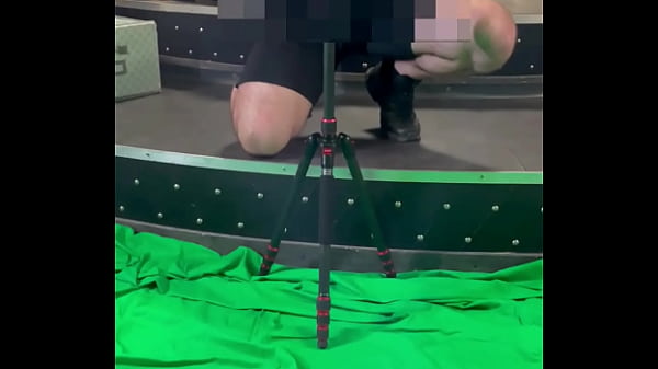 Voici quelque extrait MAKING OFF du clip que j'ai réalisé pour la promotion d'...