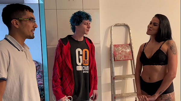 Download Video - Chamei eles para concertar a Internet e acabei fudendo com os dois