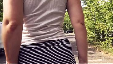 POV 公共の場での過激な行為:廃墟で若い女性が犯される(捕まった!)