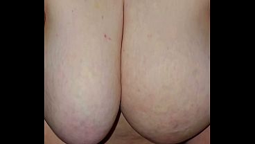 Download Video - Close-up sex with a curvy milf