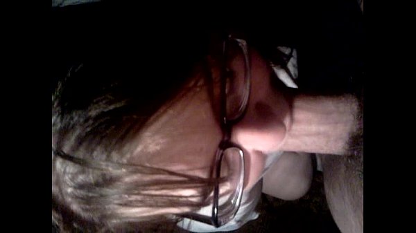 Girlfriend sucking dick