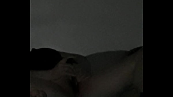 Mysterious Snowbunny - Orgasmo de gemido alto e rápido