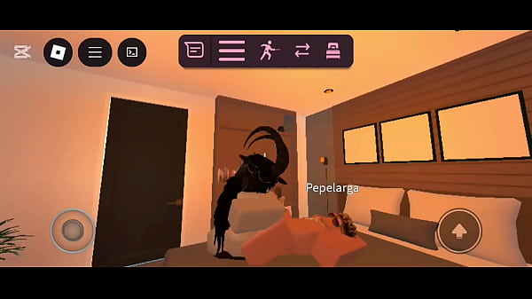 Fan gets to use me | Different avatar same con.