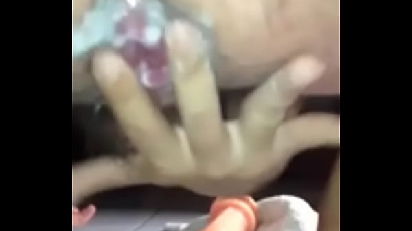 Meu cu bastante estufado com o dildo