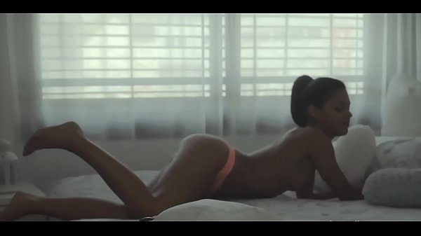 Yummy teen rubs concupiscent bawdy cleft