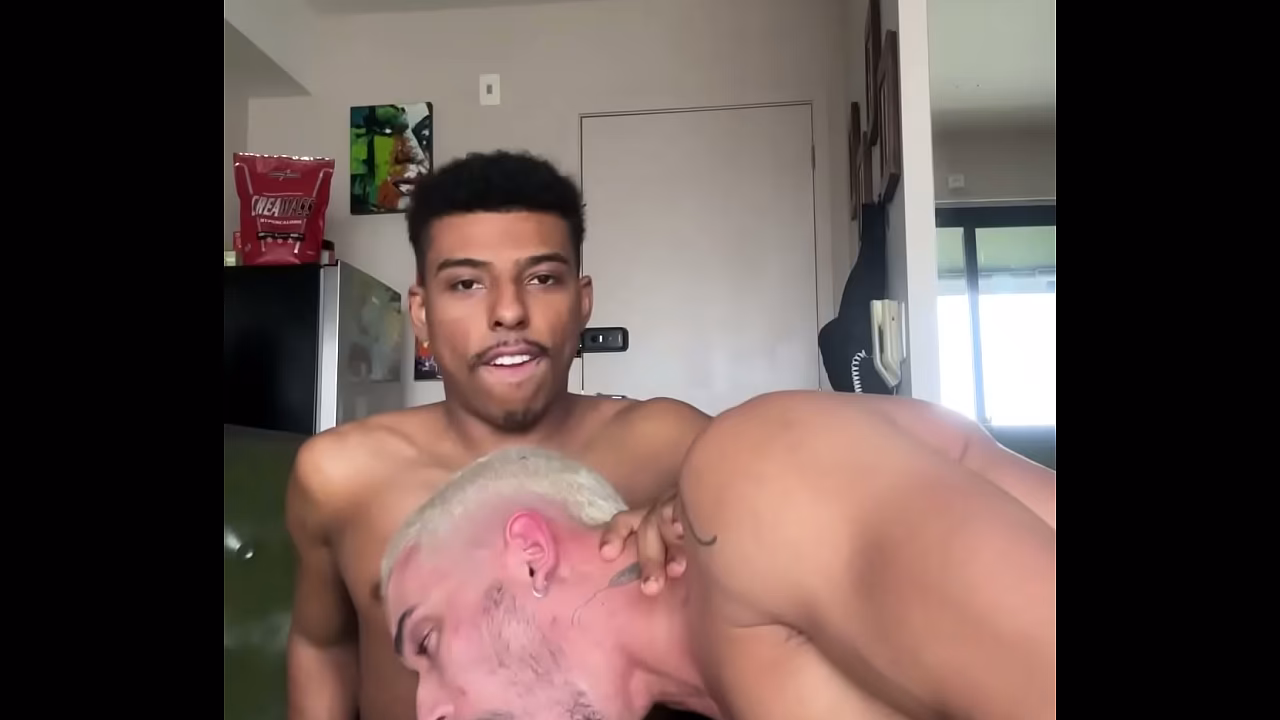 METENDO NO NOVINHO SAFADO