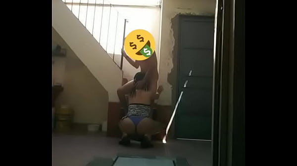 En el patio con Diego