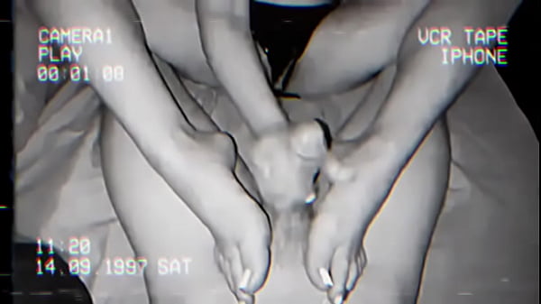Prettyfeetelite - Barefoot Goddess Twinkletoes - Fan Meet Handjob
