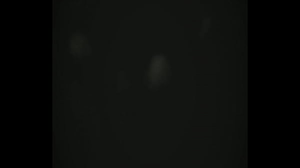 Some broad playing with her pussy