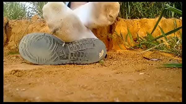 meus nike sujos suados meias p&eacute;s sujos com muito chule