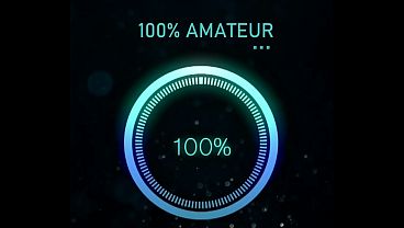 Mon voisin de palier me baise et me gicle dans la chatte