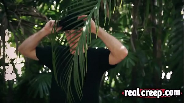 Raylin Ann Outdoor Doggy Style Fucking Big Dick