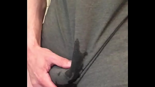 Wet my t shirt no underwear&rsquo;s on me
