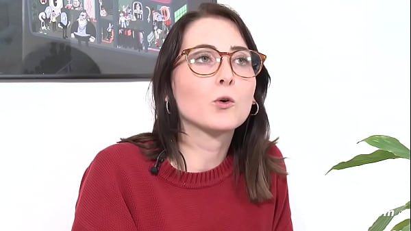 Download Video - Lia Plays With Her Favorite Toy