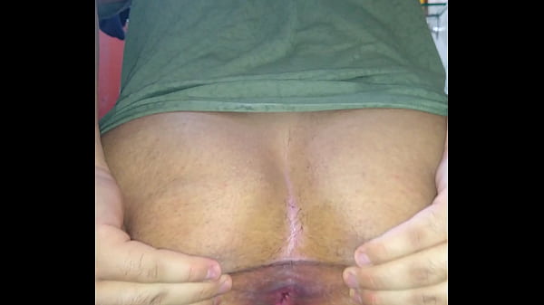 Rabão piscando o cu