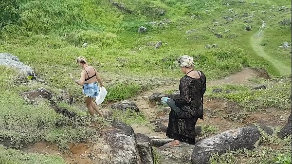 Download Video - Procurando Homens na praia &excl;&excl;&excl; Bastidores e fotos