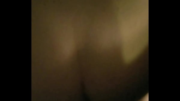 thumb backshot