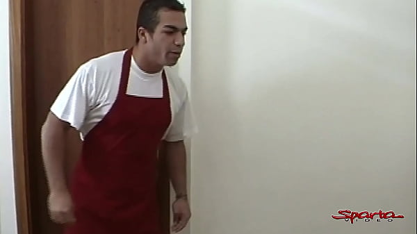 Download Video - 5 Stars Room Service&excl; Muscled Sex God Gets His Tight Butthole Drilled&excl;