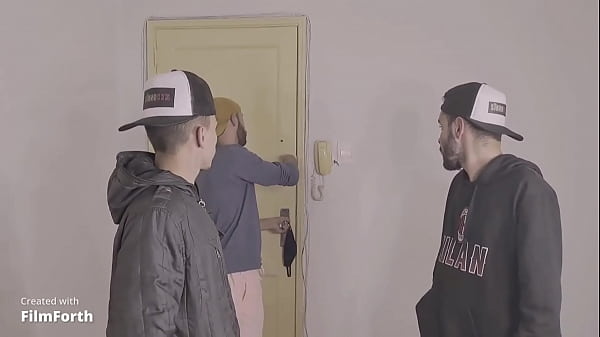 Download Video - Fudendo com dois dotados