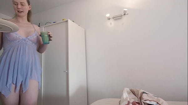 Download Video - Horny Trans Kate Quinn Brought Me Breakfast In Bed
