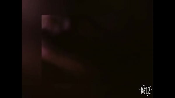 Me siento bien mojadita ¿Alguien quiere dedearme?