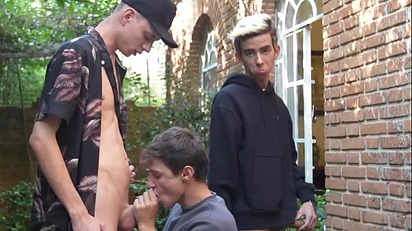 Download Video - Bastidores -  Arthur Ferri & Rick Vilela - Bareback &lpar;Novinhos e Dot&commat;dos&rpar;