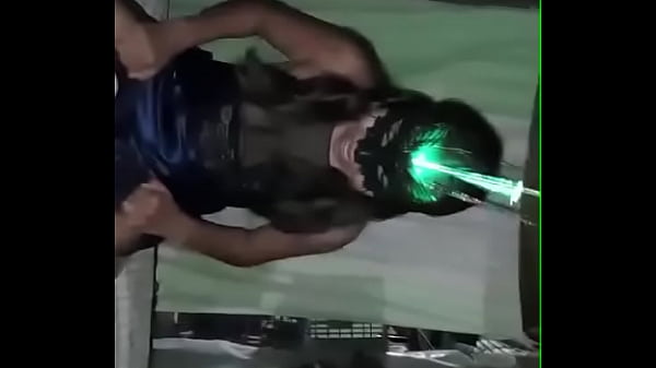 Rico oral profundo y húmedo