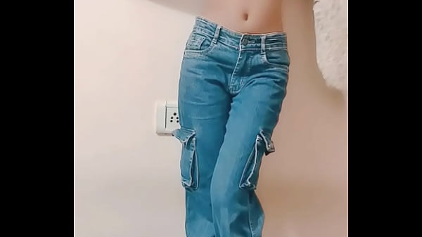Queen_king - Hot Indian beautiful slim solo girls enjoying with her boobs & pussy