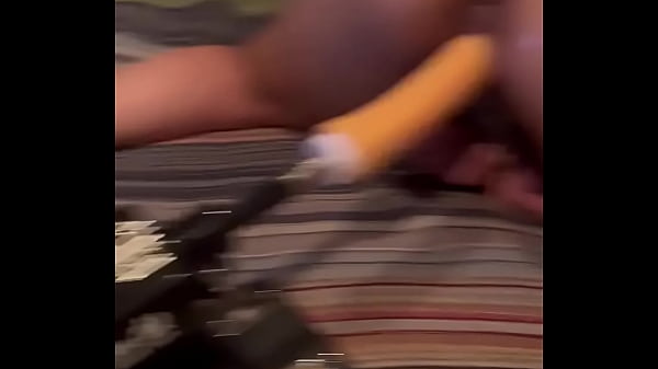 TooTighttoDrip getting her tight pussy fucked by a machine