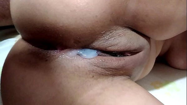 Femme Donnant À Son Ex Petit Ami Et Il Éjacule À L'intérieur