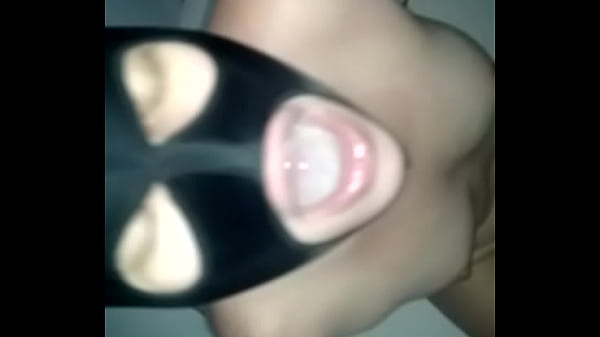 Download Video - Engolindo at&eacute; a &uacute;ltima gota de porra - ksalbr