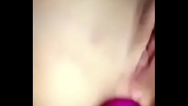 Mi and Diana fucks herself with dildo