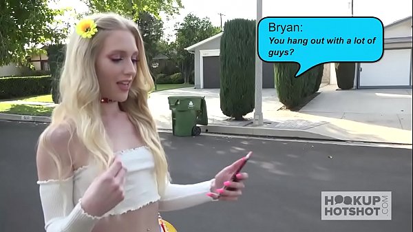 Skinny blonde babe gets fucked out by online date