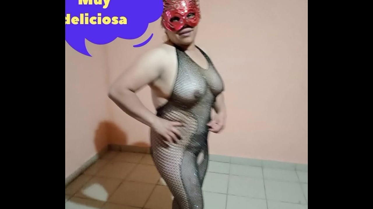 Mi esposa milf
                   blowjob my wife muchos negros