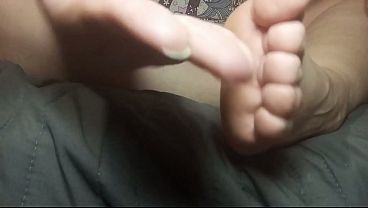 Foot Massage – Toes and Between Toes Relaxation