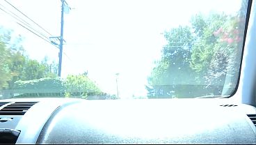 Morena Rabuda de Pele Clara Chupa o Pauz&atilde;o do Sarado e Engole a Gozada na Boca!