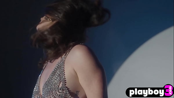 Big tits teen Keep Chambers showing her stunning body during hot posing