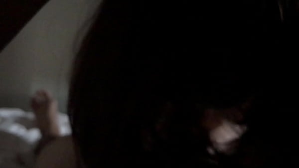 Em Vân Kawasan bú nhiệt tình