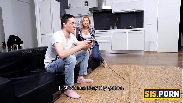 Download Video - SISPORN&period; Instead of playing game nerd makes love with hot stepsister
