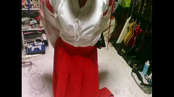 thumb kimono take off