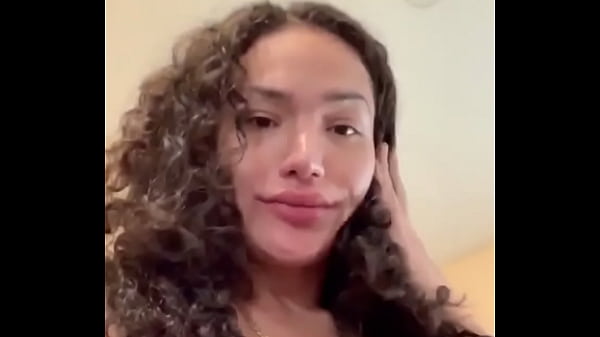 Shemale Mouth Watering Twerk Warning Please Don...