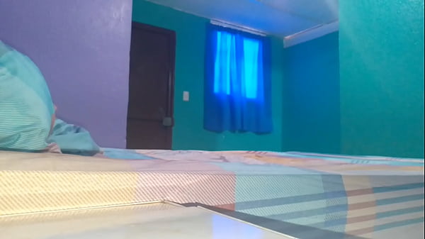 &iexcl;&iexcl;GRITONA!! MADRASTRA TETONA Y CULONA DA UNOS RICOS GEMIDOS DE PLACER CUANDO LE DAN MAMADA DE CULO Y CO&Ntilde;O, LUEGO LA FOLLAN EL HIJASTRO PERVERTIDO, CASERO REAL AMATEUR DE MADRASTRA E HIJASTRO