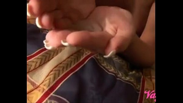 Download Video - Dutch couple gets help from dutch actress Sofia Valentine&sol;nederlands koppel