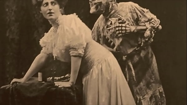 VINTAGE HALLOWEEN
