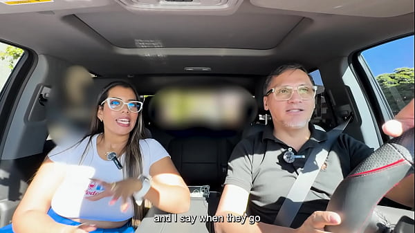 Download Video - Boomsarr Latina with HUGE TITS AND ASS submits to the fucking machine inside the car - Juan Bustos ROAD