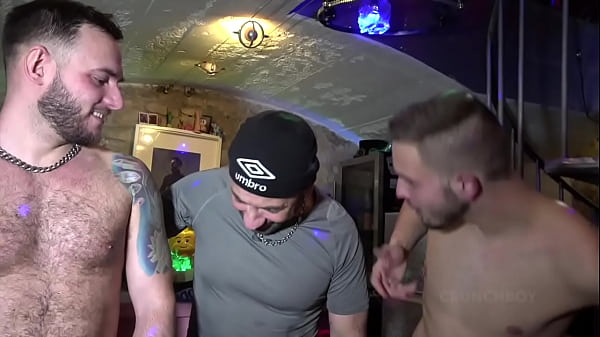 4044 the twink KEVIN ASS fuckinfg a striaght frnehc bo so sexy