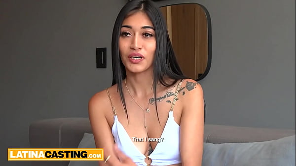 Download Video - Slender amateur Colombian model drilled hard in during casting