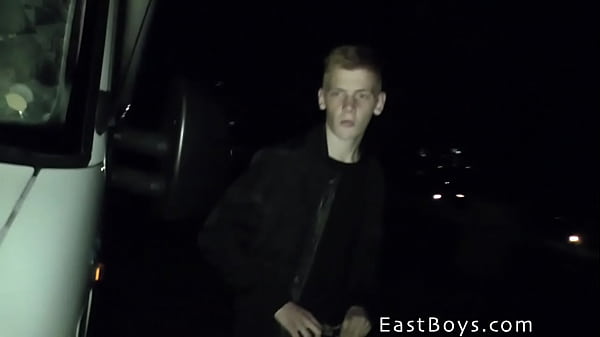 Download Video - Night Handjob and Pissing - Michael Berry