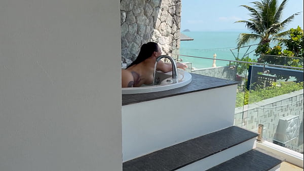 HOT BRUNETTE MILF SUCKS, RIDES and SWALLOWS in Jacuzzi